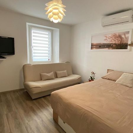 Apartma Pingo Koper Bagian luar foto
