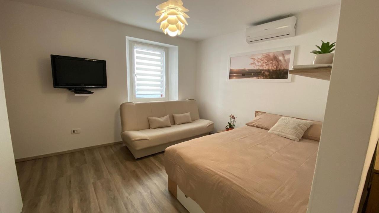 Apartma Pingo Koper Bagian luar foto